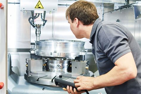 cnc milling maskiner|Advance Manufacturing Technology.